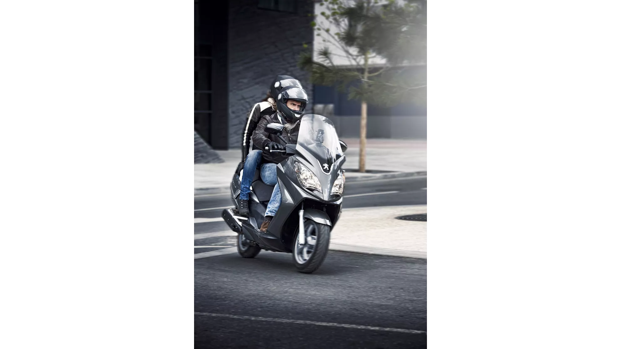 Peugeot Satelis 2 125 - Image 2 Peugeot Satelis 2 125 - Image 2