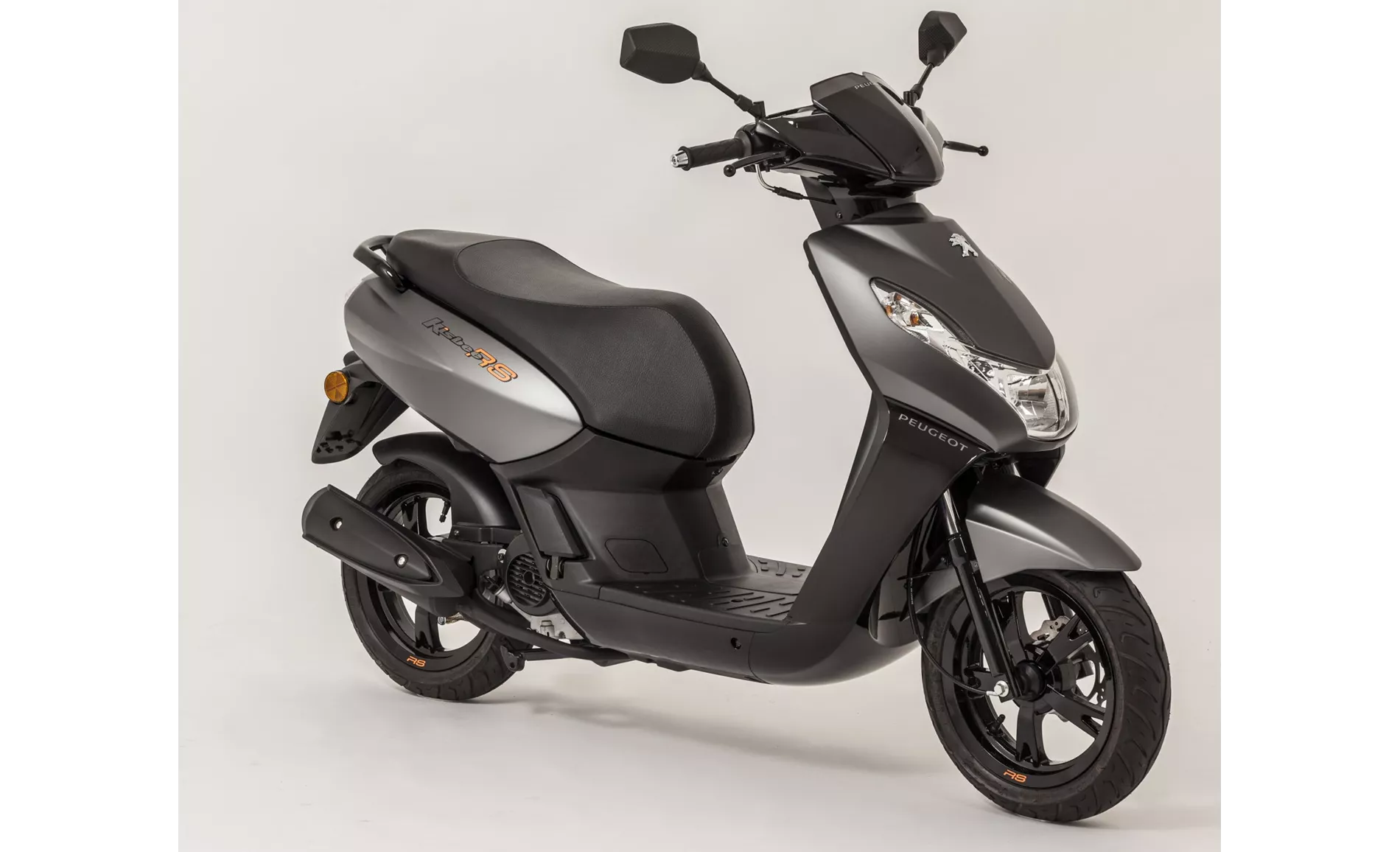 Peugeot Kisbee 50 RS 2T 2018 Peugeot Kisbee 50 RS 2T 2018