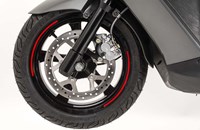 Peugeot Satelis 2 125 RS 2018 - Bild 30 Peugeot Satelis 2 125 RS 2018 - Bild 30