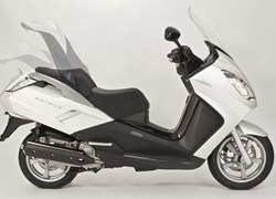 Peugeot Satelis 2 400