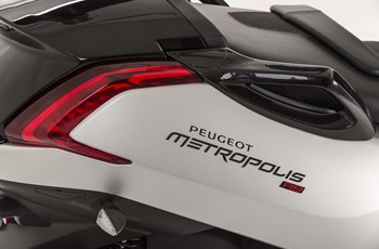 Peugeot Metropolis 400i RS 2018 - Bild 16 Peugeot Metropolis 400i RS 2018 - Bild 16