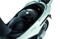 Piaggio Fly 50 2T 2018 - Bild 8 Piaggio Fly 50 2T 2018 - Bild 8