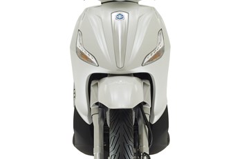 Piaggio Beverly 300 i.e. 2018 - Bild 22 Piaggio Beverly 300 i.e. 2018 - Bild 22