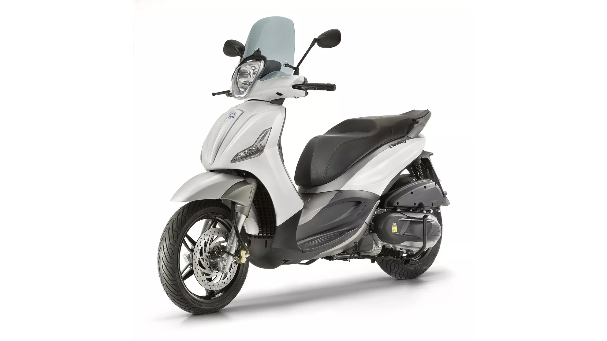 Piaggio Beverly 350ie Sport Touring - Image 1 Piaggio Beverly 350ie Sport Touring - Image 1