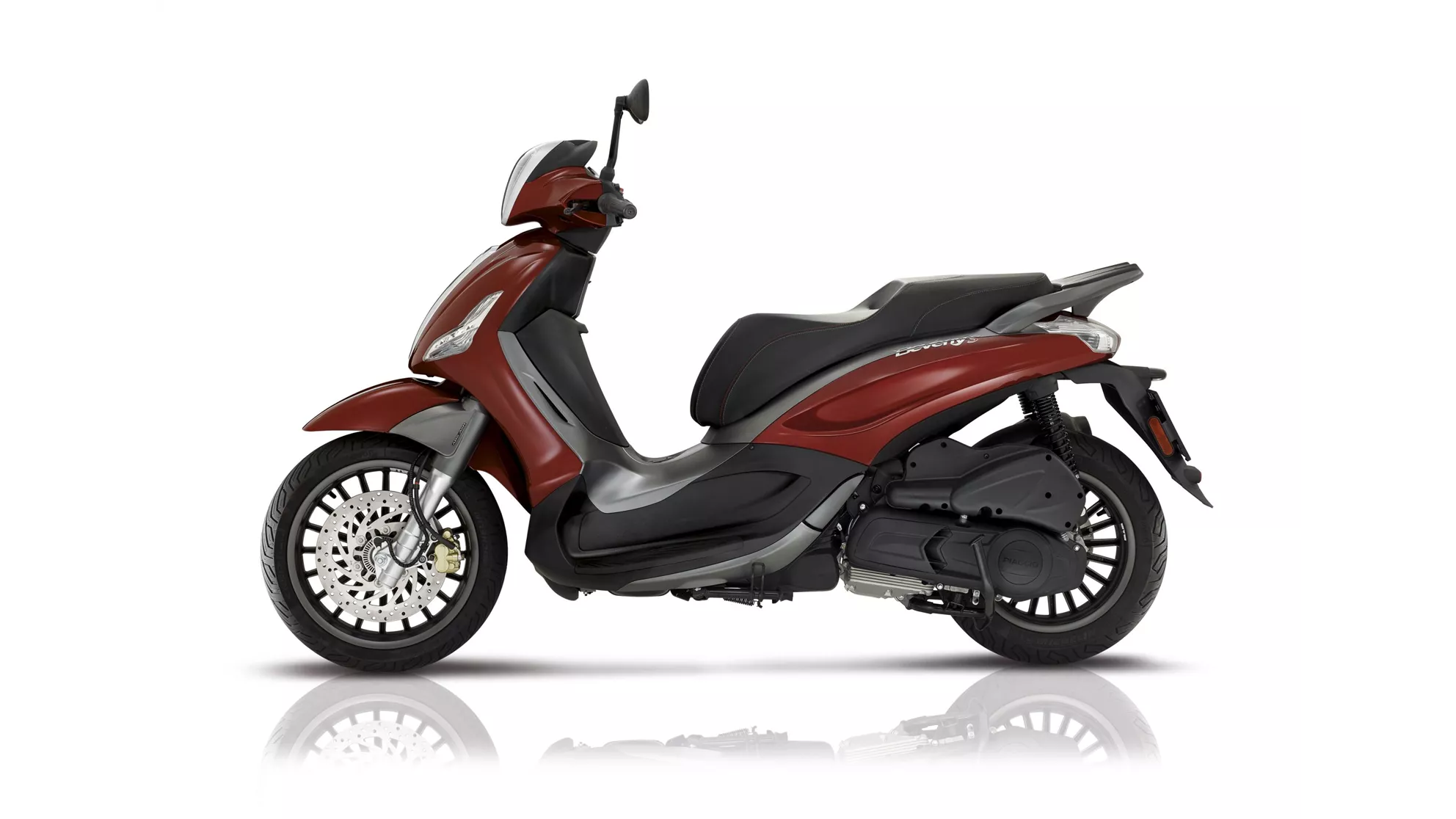 Piaggio Beverly 300 i.e.S - Image 5 Piaggio Beverly 300 i.e.S - Image 5
