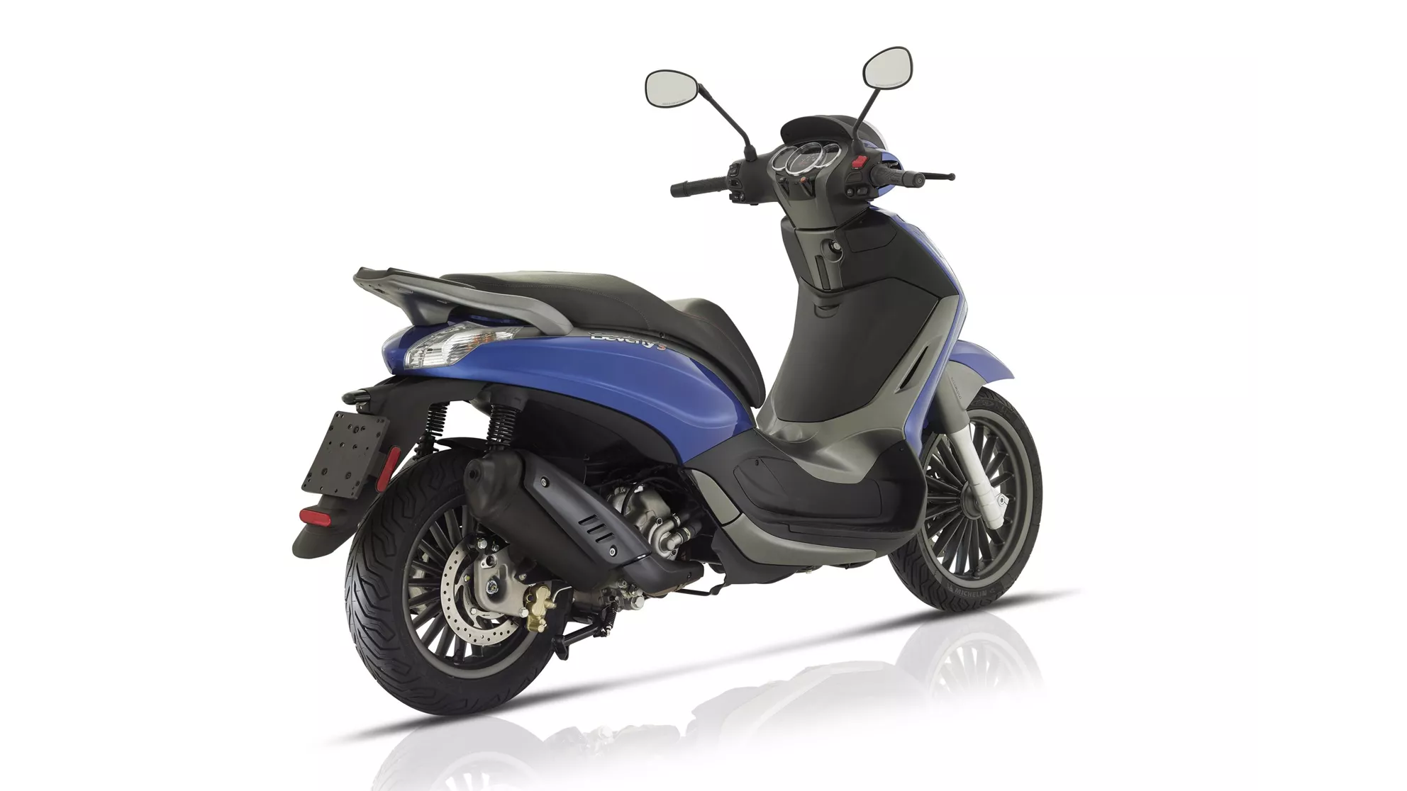 Piaggio Beverly 300 i.e.S - Image 10 Piaggio Beverly 300 i.e.S - Image 10