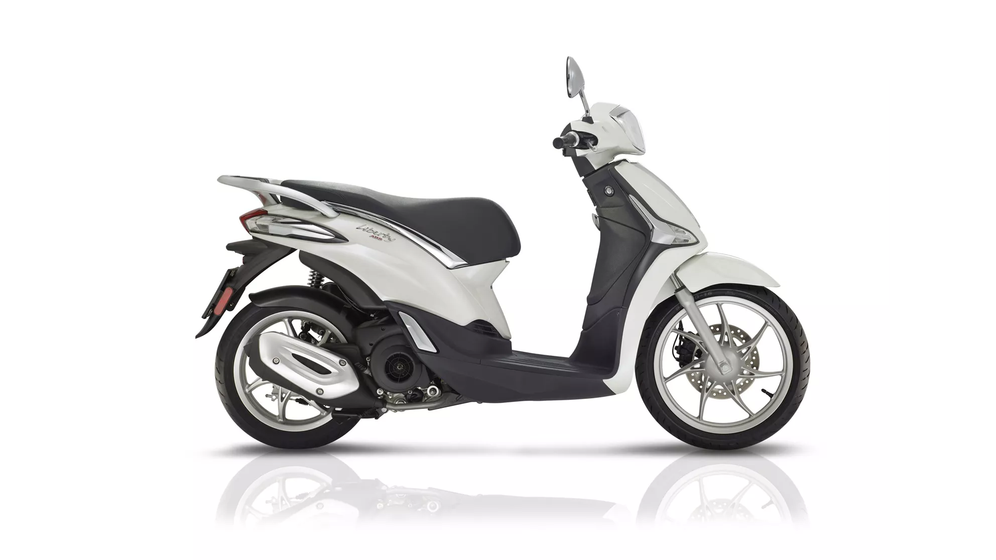 Piaggio Liberty 125 IGET 4t 3V - Image 9 Piaggio Liberty 125 IGET 4t 3V - Image 9
