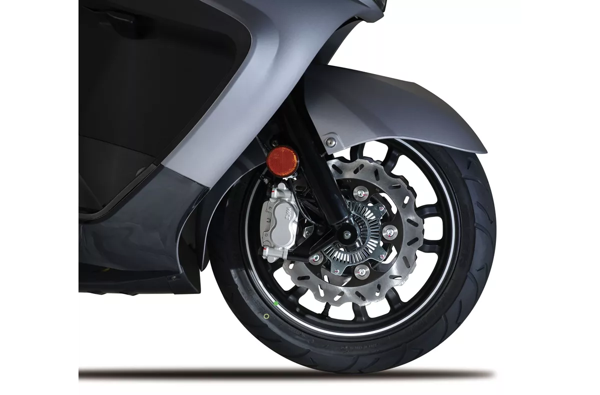 Sym MaxSym 600i Sym MaxSym 600i