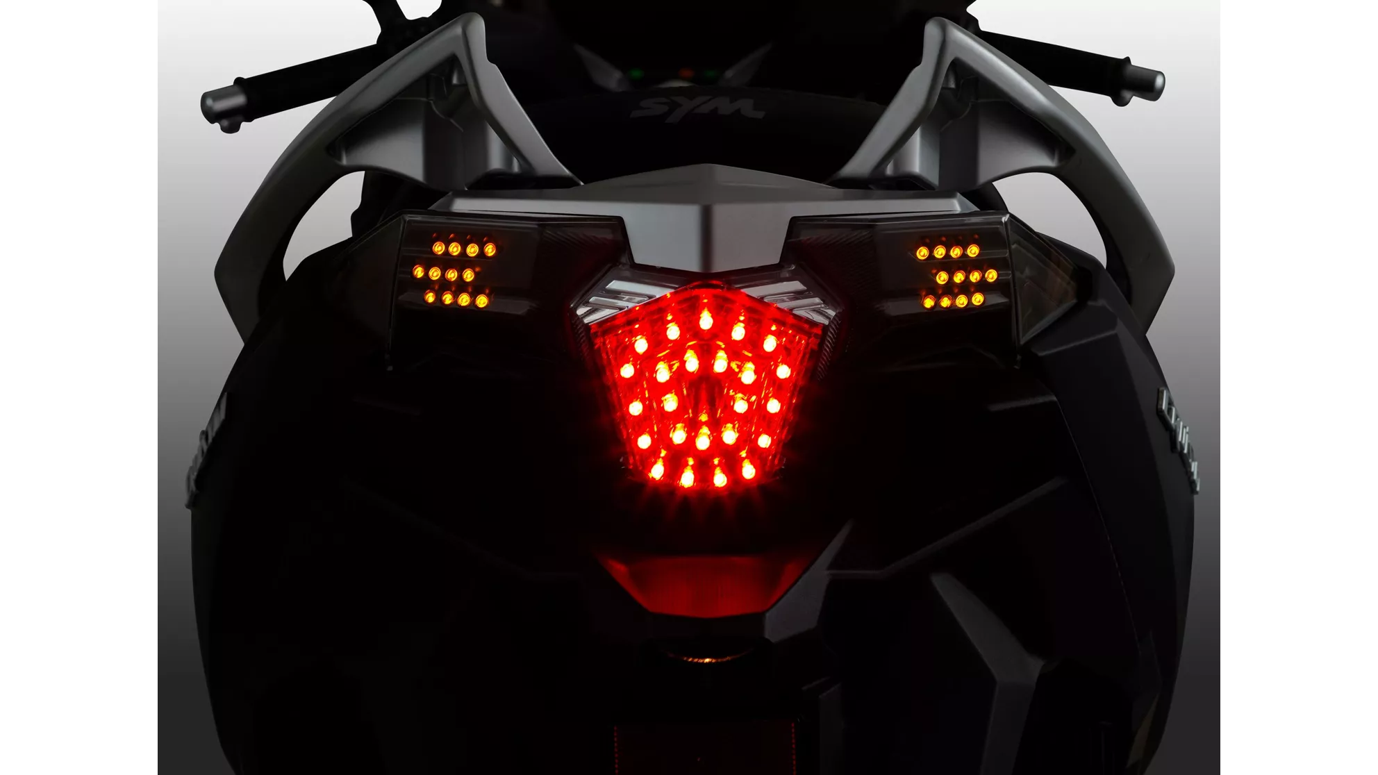 Sym Cruisym 300 - Image 4 Sym Cruisym 300 - Image 4