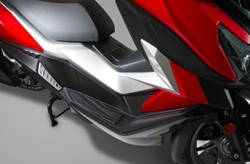 Sym Cruisym 300 2018 - Bild 16 Sym Cruisym 300 2018 - Bild 16