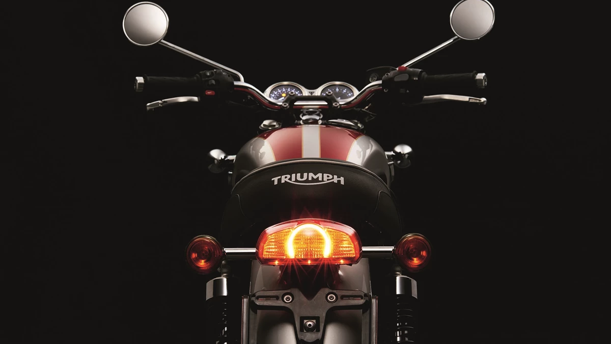 Triumph Bonneville T120 Bild 28: Triumph Bonneville T120