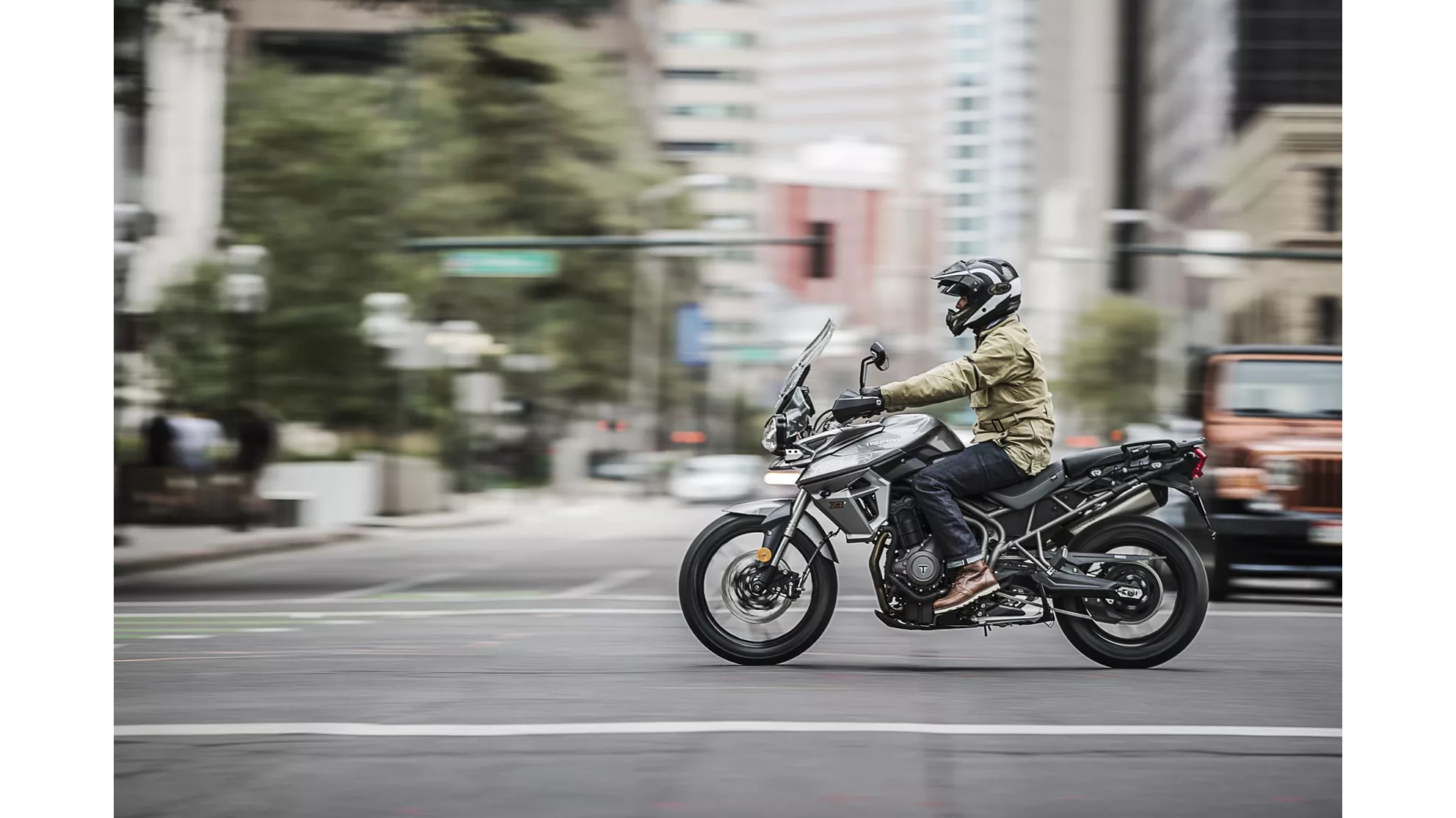 Triumph Tiger 800 XRT - Image 19 Triumph Tiger 800 XRT - Image 19