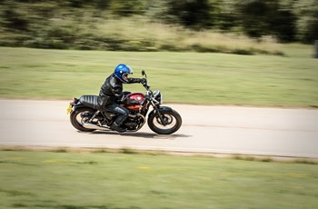 Triumph Street Twin 2018 - Bild 3 Triumph Street Twin 2018 - Bild 3