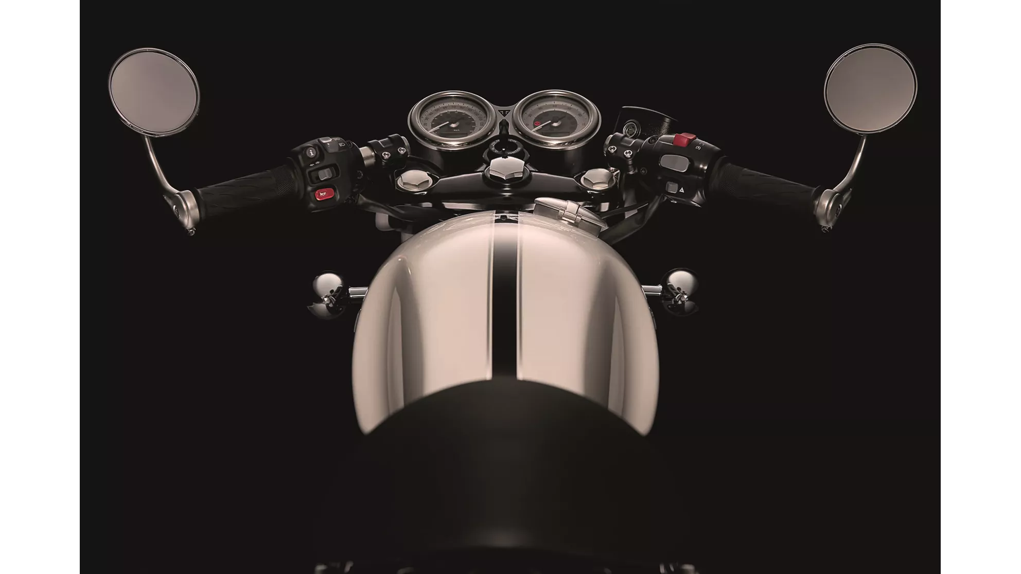 Triumph Thruxton 1200 - Image 16 Triumph Thruxton 1200 - Image 16
