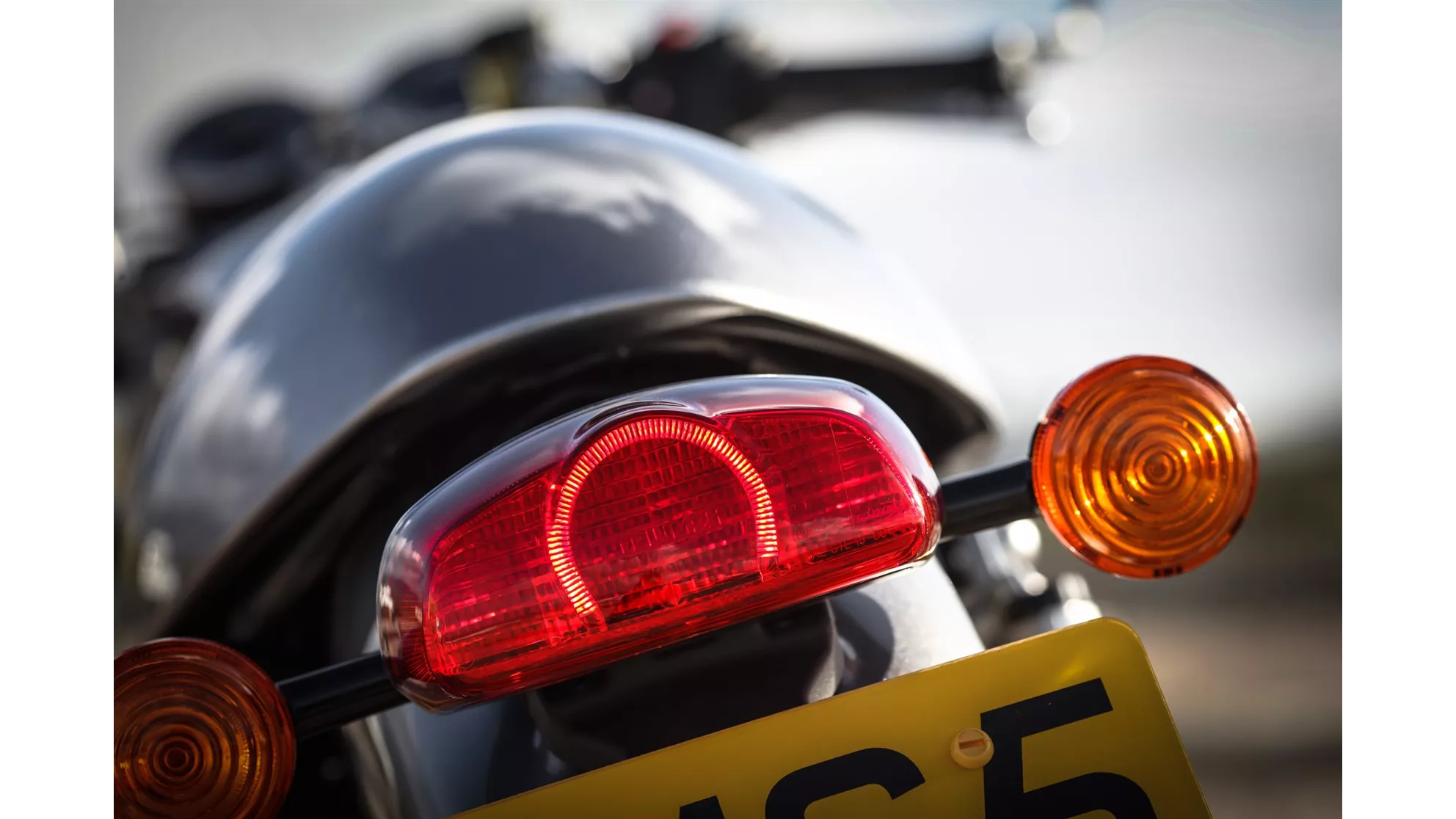 Triumph Thruxton 1200R - Image 11 Triumph Thruxton 1200R - Image 11