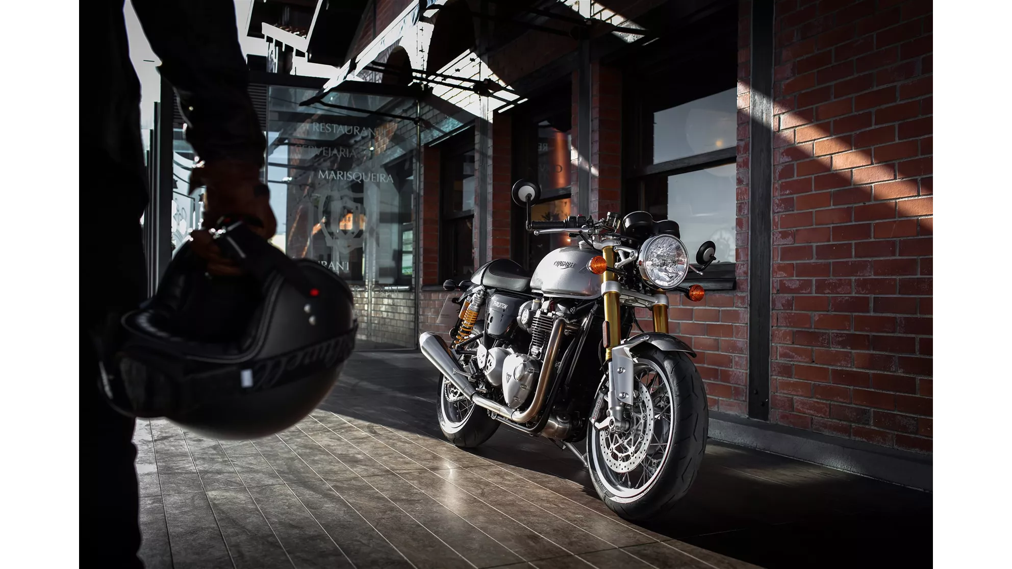 Triumph Thruxton 1200R - Image 18 Triumph Thruxton 1200R - Image 18