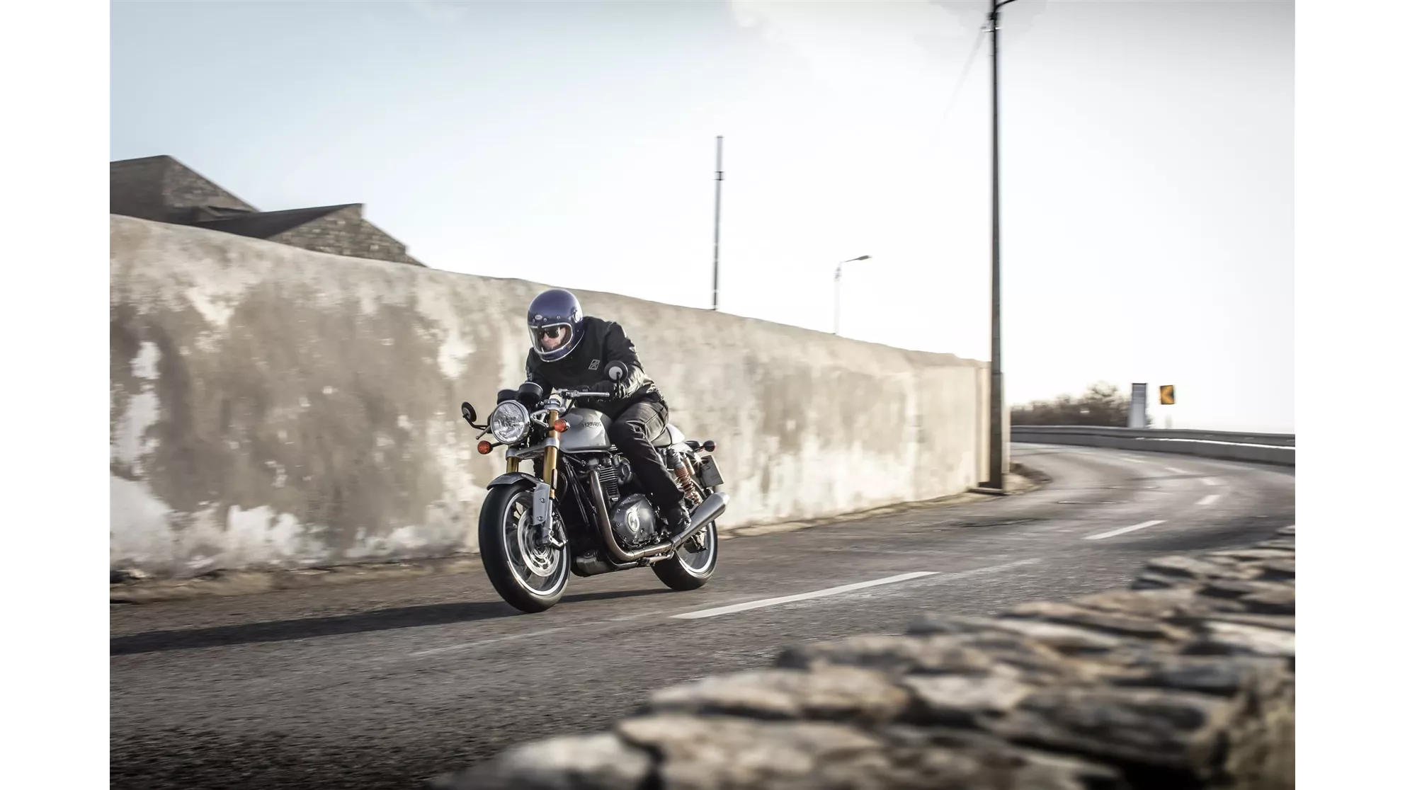 Triumph Thruxton 1200R - Image 10 Triumph Thruxton 1200R - Image 10