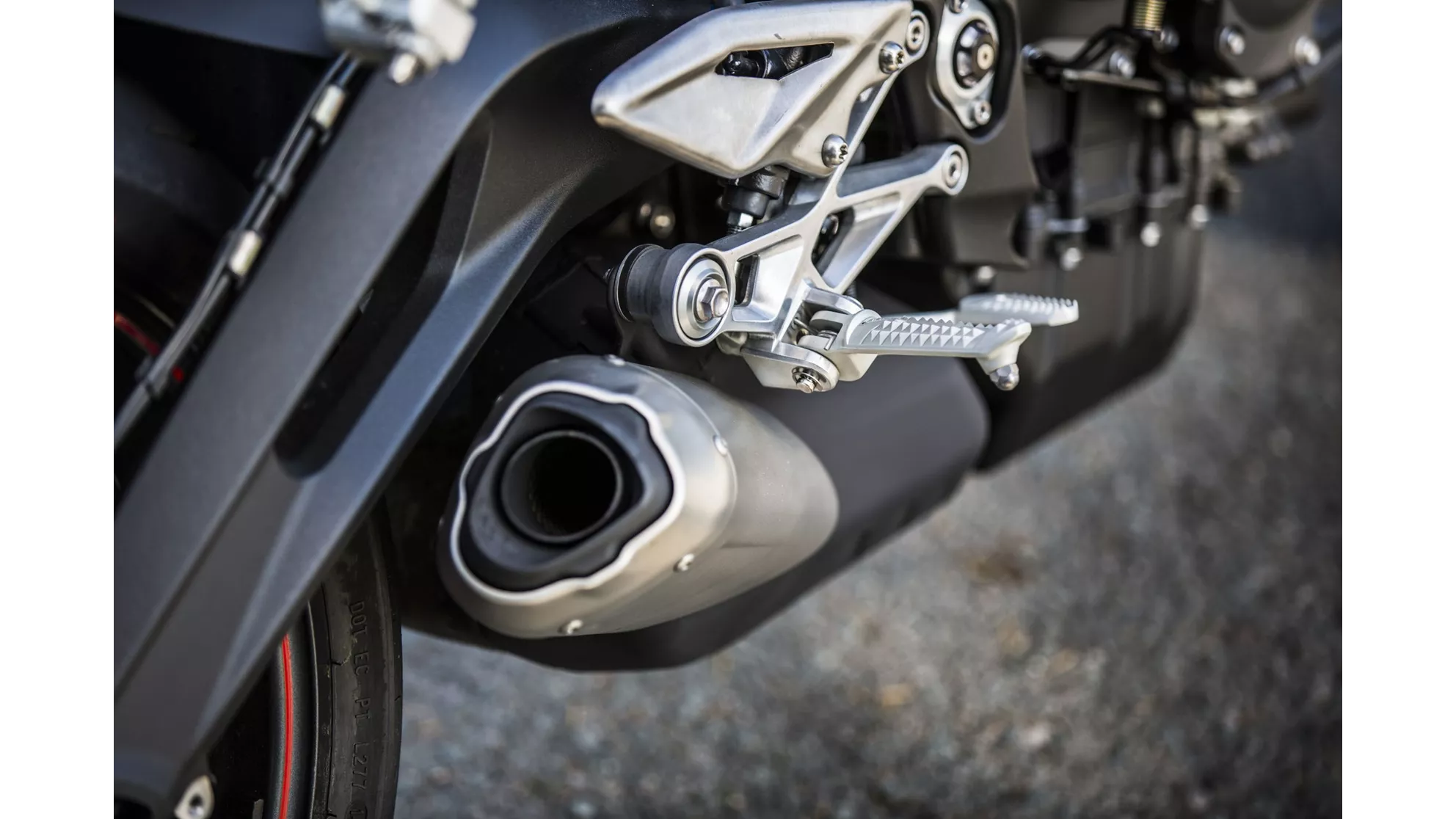 Triumph Street Triple 765 RS - Image 13 Triumph Street Triple 765 RS - Image 13