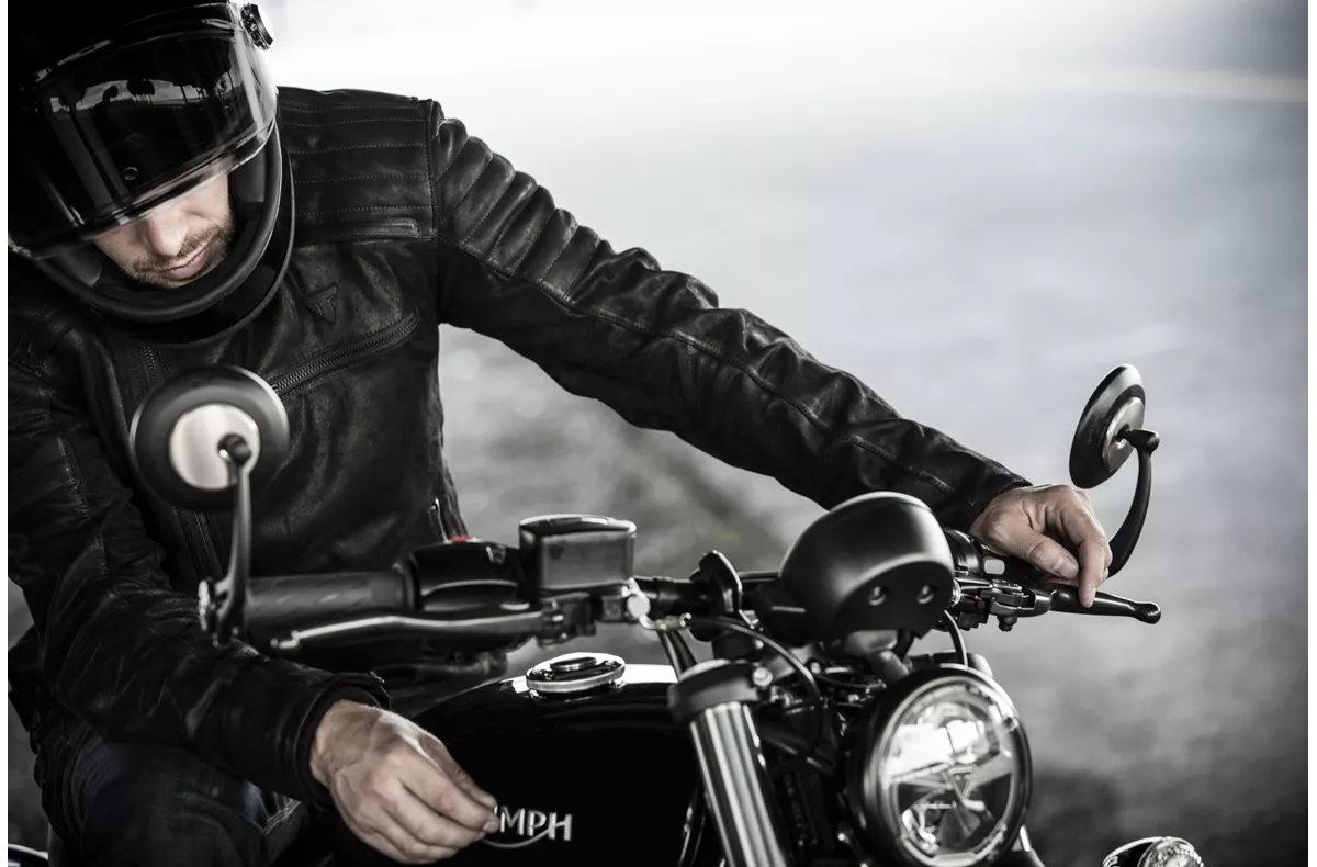 Triumph Bonneville Bobber Black Triumph Bonneville Bobber Black