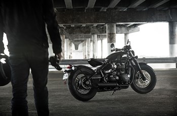Triumph Bonneville Bobber Black 2018 - Bild 20 Triumph Bonneville Bobber Black 2018 - Bild 20