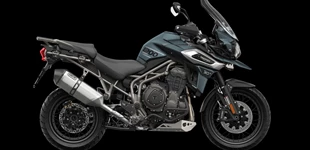 BMW S 1000 XR 2015 vs Triumph Tiger 1200 XCA 2018 BMW S 1000 XR 2015 vs Triumph Tiger 1200 XCA 2018