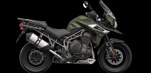 Triumph Tiger 1200 XCx 2018 vs Honda CRF1000L Africa Twin Adventure Sports 2019