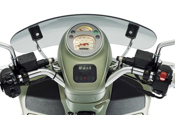 Vespa GTV 300 Special Edition Sei Giorni Euro4 2018 - Bild 3