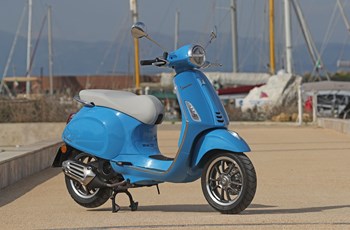 Vespa Primavera 125 50. Anniversario 2018 - Bild 2 Vespa Primavera 125 50. Anniversario 2018 - Bild 2