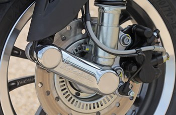Vespa Primavera 125 50. Anniversario 2018 - Bild 14 Vespa Primavera 125 50. Anniversario 2018 - Bild 14