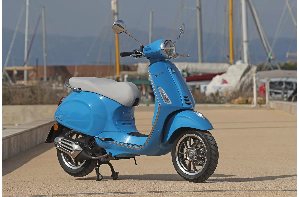 Vespa Primavera 50 50. Anniversario Vespa Primavera 50 50. Anniversario