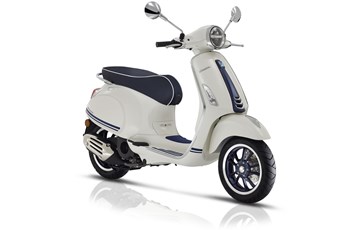 Vespa Primavera 125 Yacht Club 2018 - Bild 2 Vespa Primavera 125 Yacht Club 2018 - Bild 2