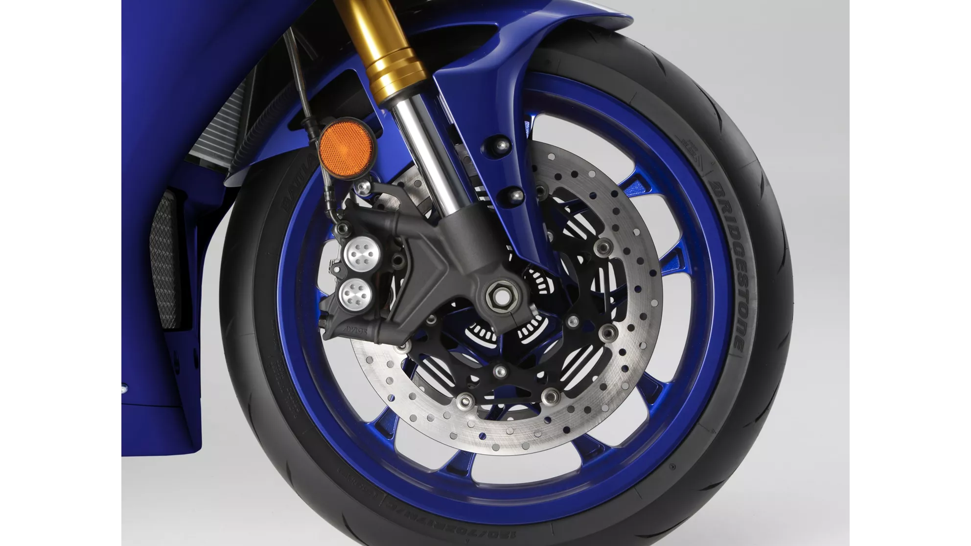 Yamaha R1 - Image 9 Yamaha R1 - Image 9