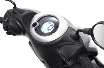 Yamaha NEOs 4Takt 2018 - Bild 3