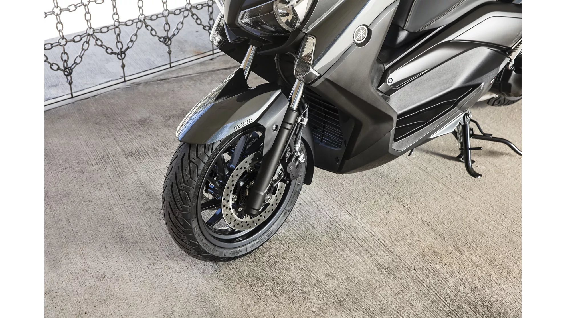 Yamaha XMAX 400 - Image 21 Yamaha XMAX 400 - Image 21