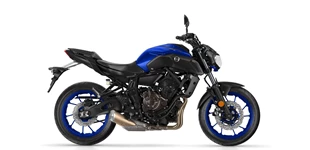 Honda CB1000R Black Edition 2024 vs Yamaha MT-07 2018 Honda CB1000R Black Edition 2024 vs Yamaha MT-07 2018