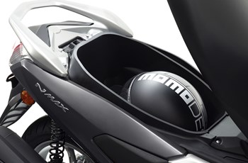 Yamaha NMAX 125 2018 - Bild 4 Yamaha NMAX 125 2018 - Bild 4
