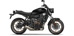 Yamaha Tracer 900 GT 2020 vs Yamaha XSR700 2018