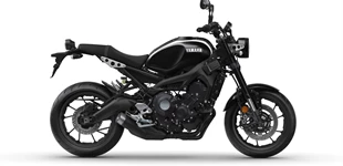 Zontes 703-RR 2025 vs Yamaha XSR900 2018 Zontes 703-RR 2025 vs Yamaha XSR900 2018