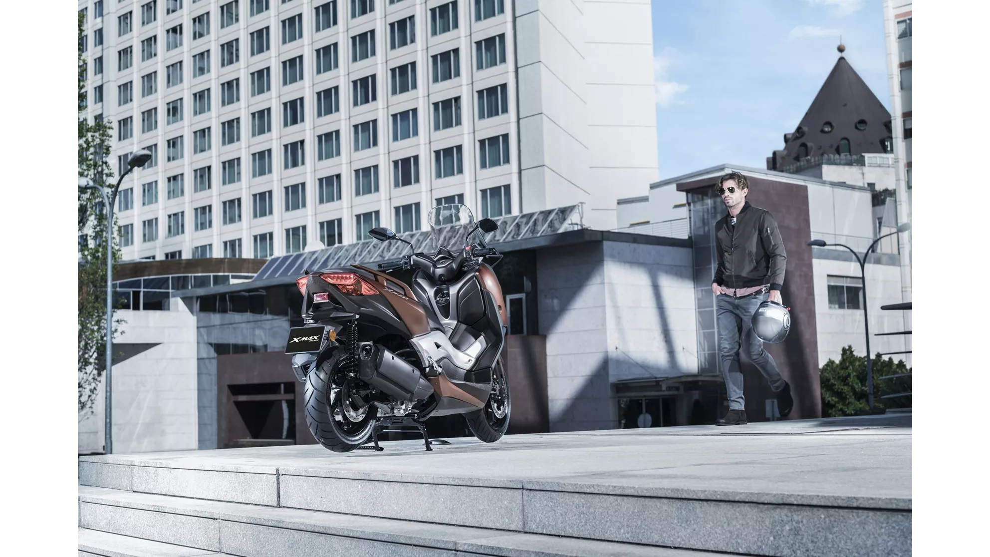 Yamaha XMAX 300 - Image 9 Yamaha XMAX 300 - Image 9