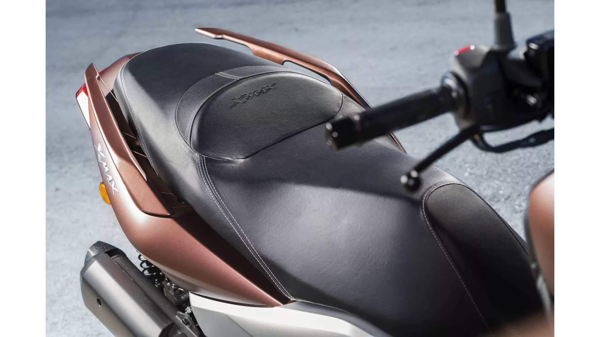 Yamaha XMAX 300 - Image 11 Yamaha XMAX 300 - Image 11