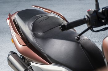Yamaha XMAX 300 2018 - Bild 13 Yamaha XMAX 300 2018 - Bild 13