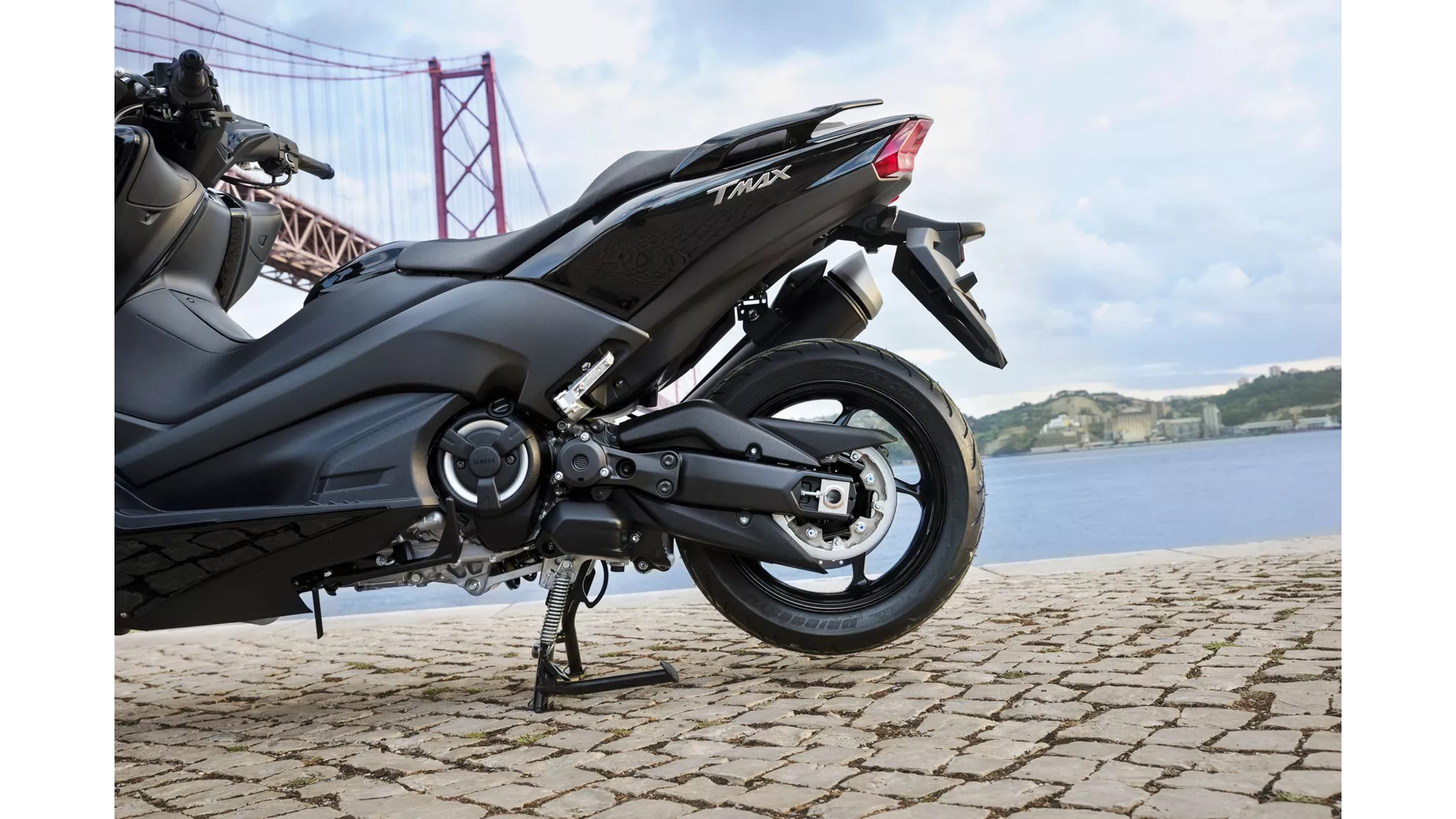 Yamaha TMAX - Image 11 Yamaha TMAX - Image 11