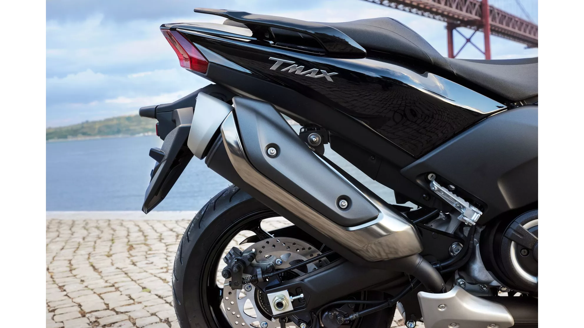 Yamaha TMAX - Image 12 Yamaha TMAX - Image 12
