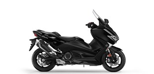 Indian FTR 2021 vs Yamaha TMAX 2018