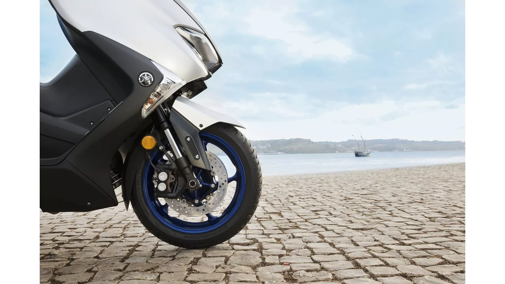 Yamaha TMAX SX - Image 5 Yamaha TMAX SX - Image 5