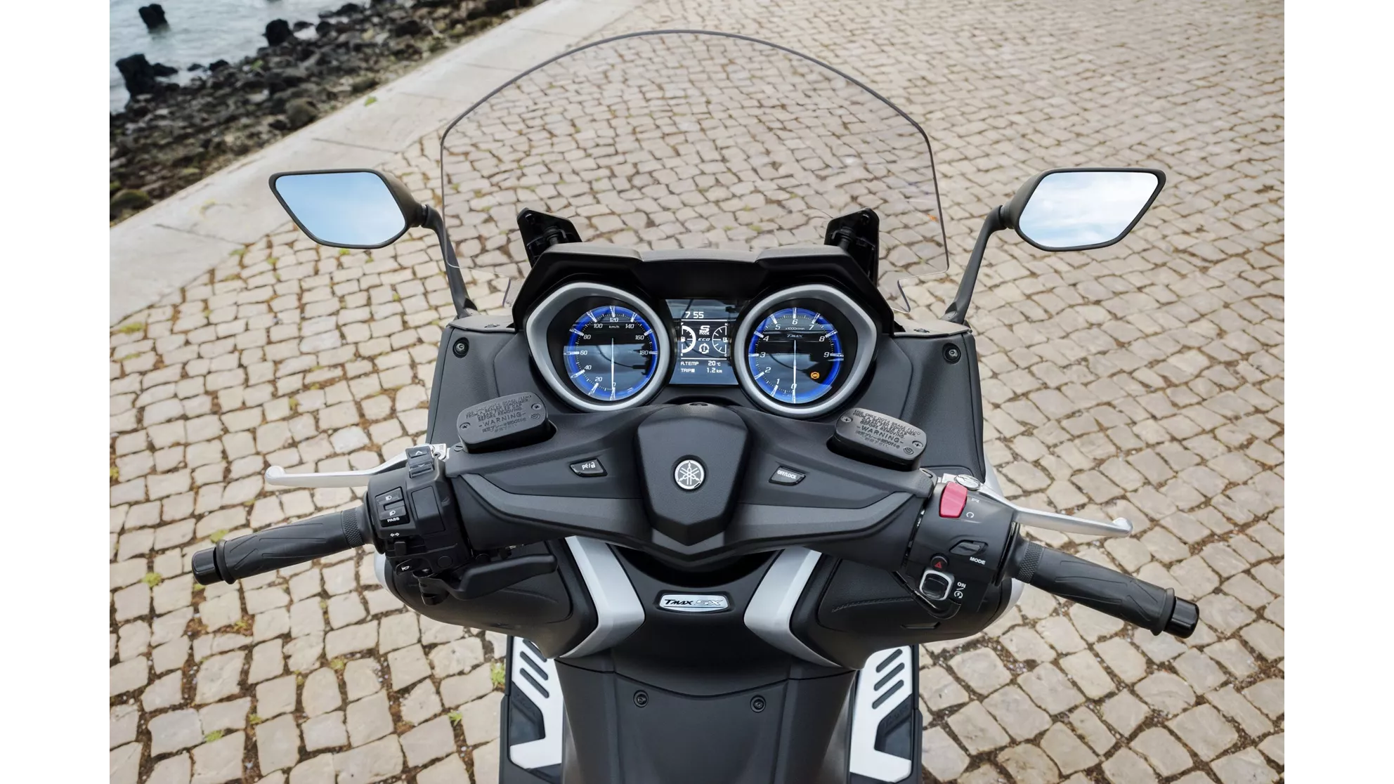 Yamaha TMAX SX - Image 9 Yamaha TMAX SX - Image 9