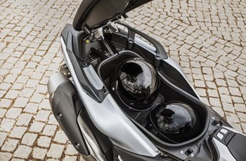 Yamaha TMAX SX 2018 - Bild 13