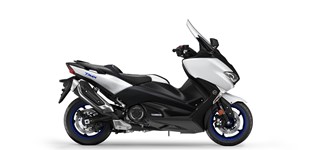 Yamaha TMAX SX 2018 vs Yamaha TMAX SX 2017