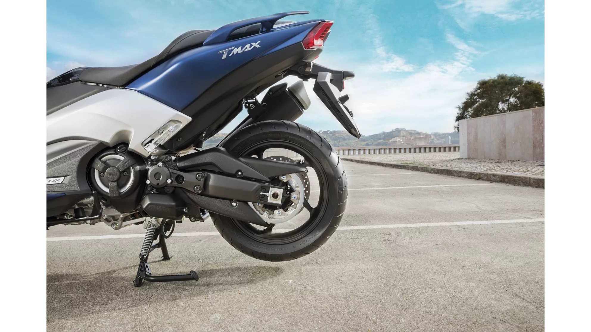 Yamaha TMAX DX - Image 13 Yamaha TMAX DX - Image 13