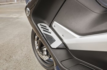 Yamaha TMAX DX 2018 - Bild 24